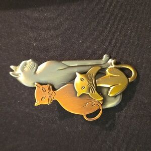 Vintage K&T Cat Trio Mixed Color Metal Brooch